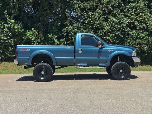Used 2004 Ford F350 XLT AWD/4WD image 4