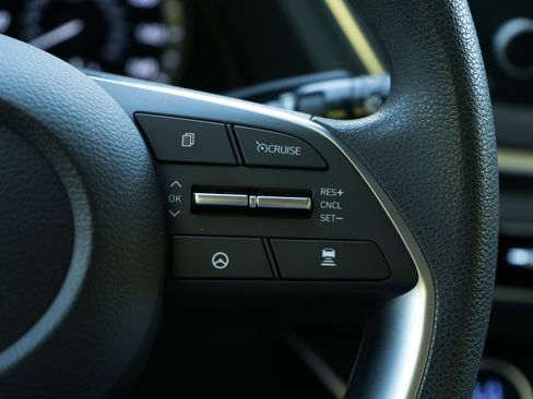 Used 2022 Hyundai Sonata SEL image 21