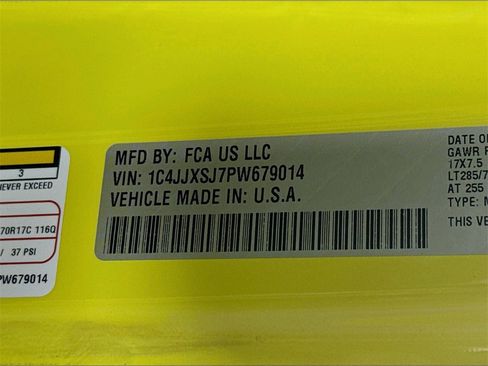 Used 2023 Jeep Wrangler Unlimited Rubicon 392 w/ Trailer Tow Package image 31