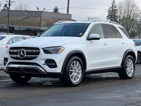 Certified 2025 Mercedes-Benz GLE 450e 4MATIC image 8