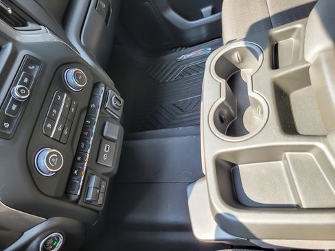 Used 2024 Chevrolet Silverado 1500 Custom Trail Boss image 15