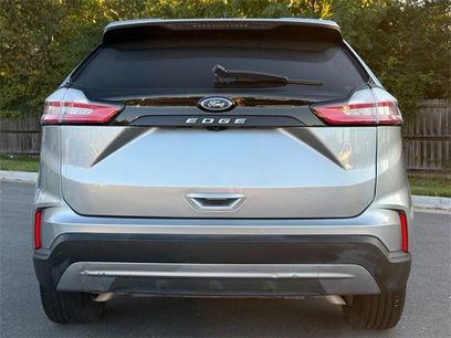 Used 2022 Ford Edge SEL