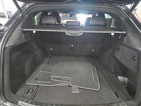 Used 2022 Alfa Romeo Stelvio Veloce image 9