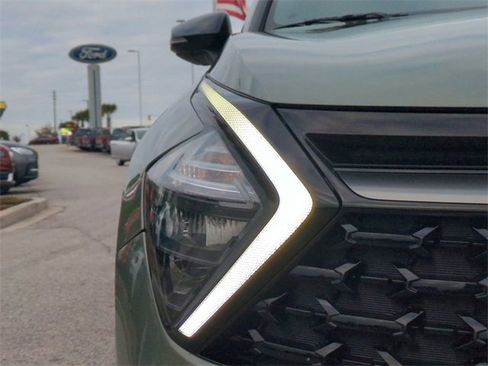 Used 2023 Kia Sportage X-Line image 10