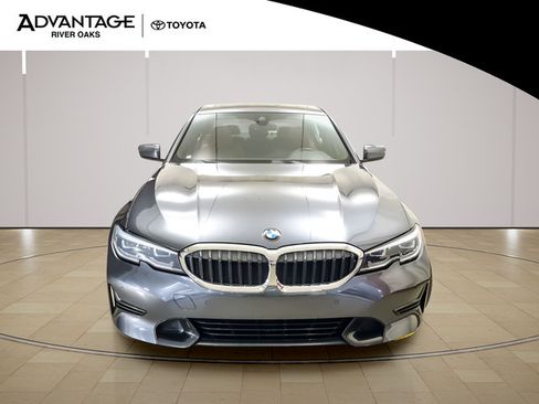 Used 2022 BMW 330i xDrive Sedan w/ Premium Package 2 AWD/4WD image 3
