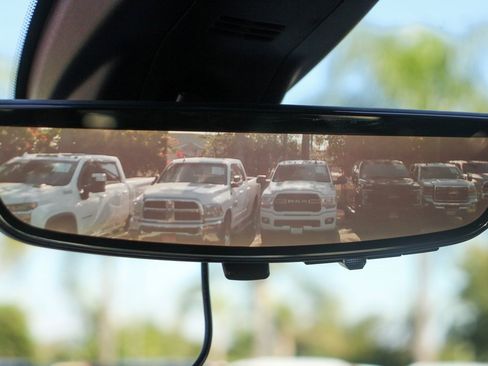 Used 2020 GMC Sierra 3500 Denali w/ Denali Ultimate Package image 32