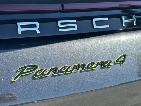 Used 2018 Porsche Panamera 4 AWD/4WD image 13