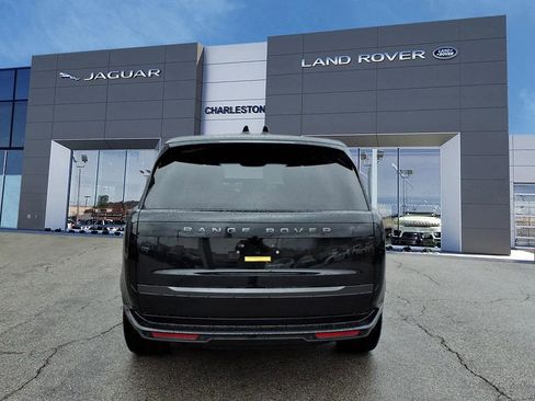 New 2026 Land Rover Range Rover Long Wheelbase SE AWD/4WD image 4