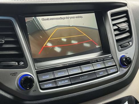 Used 2017 Hyundai Tucson Limited image 31