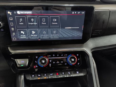 Used 2023 GMC Sierra 1500 Denali w/ Denali Reserve Package image 11