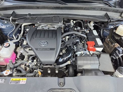 Used 2025 Toyota Grand Highlander FWD image 32