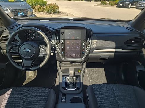 Used 2025 Subaru Forester Premium w/ Convenience Package #1 AWD/4WD image 13