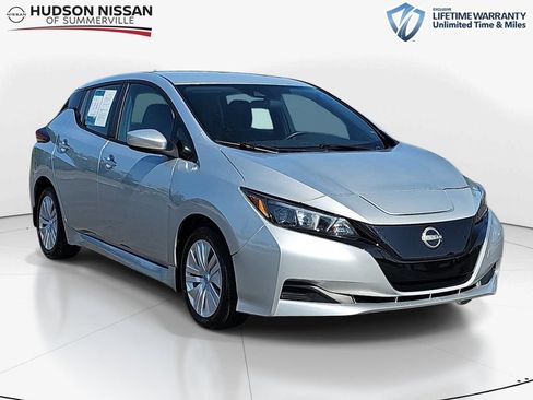 Used 2025 Nissan Leaf S FWD image 1