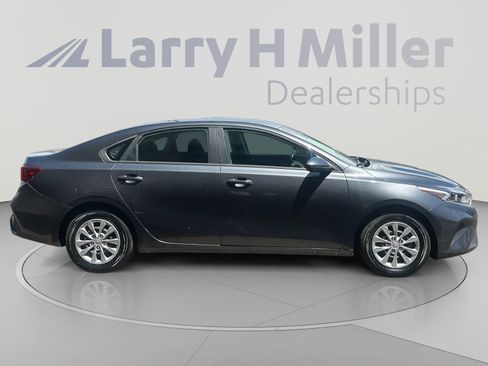 Used 2024 Kia Forte LX FWD image 7
