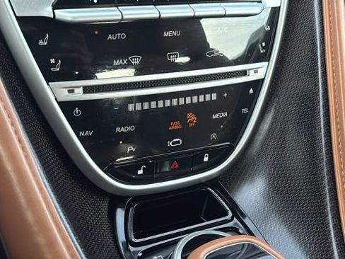 Used 2017 Aston Martin DB11 V12 image 28