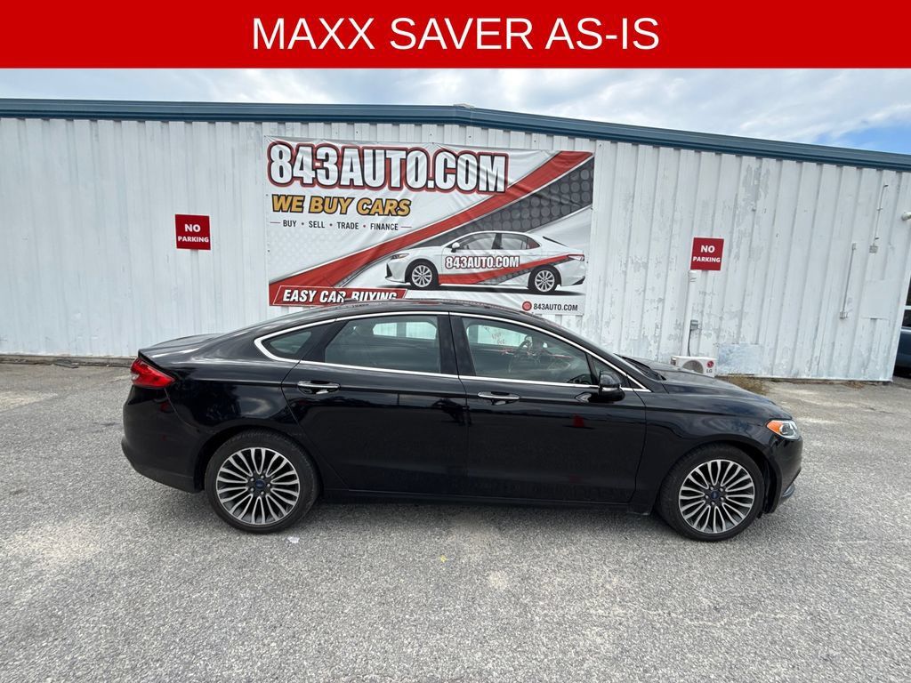Used 2017 Ford Fusion SE w/ Fusion SE Technology Package AWD/4WD image 9