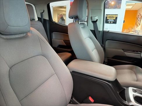 Used 2015 Chevrolet Colorado LT w/ LT Convenience Package RWD image 28