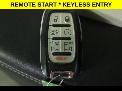 Used 2023 Chrysler Voyager LX FWD image 8
