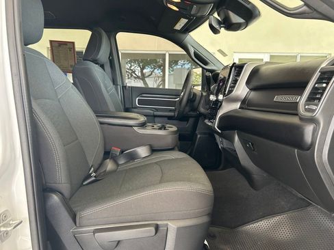 Used 2025 RAM 2500 Big Horn AWD/4WD image 23