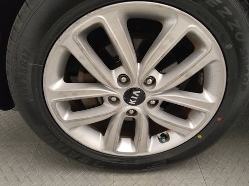 Used 2018 Kia Soul + image 31