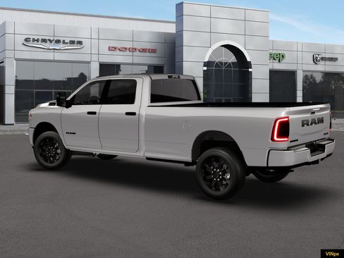 New 2026 RAM 3500 Big Horn AWD/4WD image 4