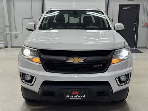 Used 2016 Chevrolet Colorado Z71 AWD/4WD image 2