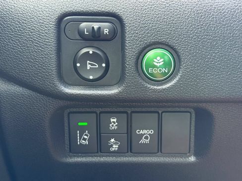 Used 2021 Honda Ridgeline Sport image 28