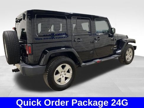 Used 2012 Jeep Wrangler Unlimited Sahara w/ Connectivity Group image 4