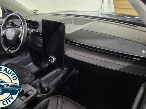 Used 2021 Ford Mustang Mach-E Premium AWD/4WD image 35