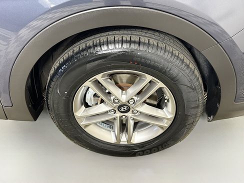 Used 2018 Hyundai Santa Fe Sport image 31
