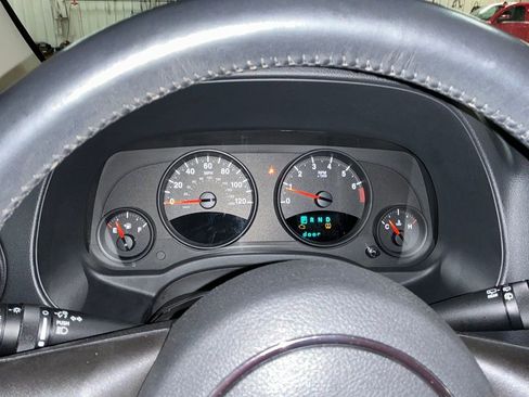 Used 2012 Jeep Compass Latitude w/ Sun/Sound Group image 16