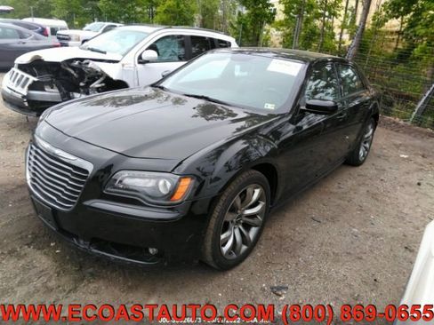 Used 2014 Chrysler 300 S image 3