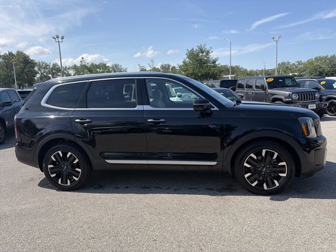 Used 2023 Kia Telluride SX Prestige AWD/4WD image 4