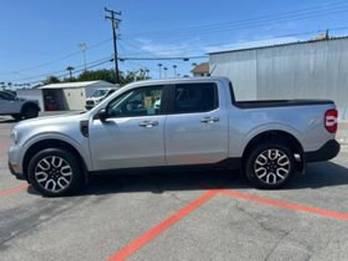 Used 2024 Ford Maverick Lariat image 7