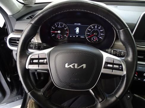 Used 2022 Kia Telluride SX w/ SX Prestige Package AWD/4WD image 6