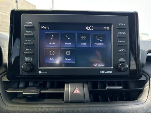 Used 2022 Toyota RAV4 LE image 20