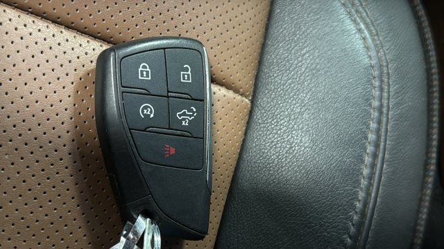 Used 2024 Chevrolet Silverado 3500 High Country w/ High Country Premium Package AWD/4WD image 46