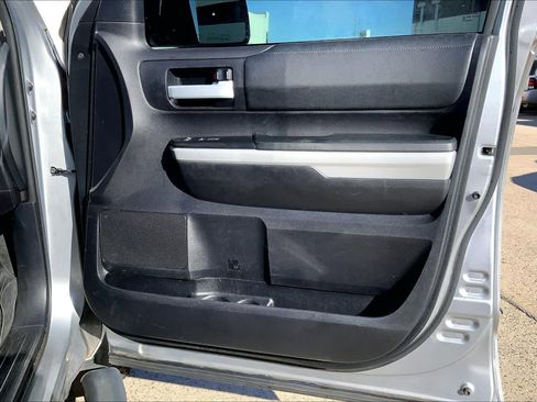 Used 2019 Toyota Tundra SR5 image 20