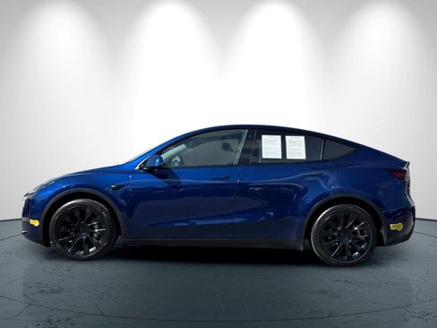 Used 2022 Tesla Model Y Long Range AWD/4WD image 7