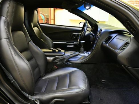 Used 1999 Chevrolet Corvette Coupe image 36