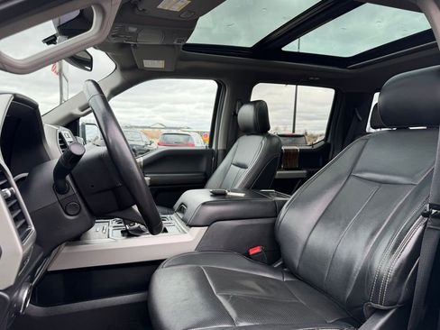 Used 2018 Ford F150 Lariat w/ Equipment Group 502A Luxury image 27