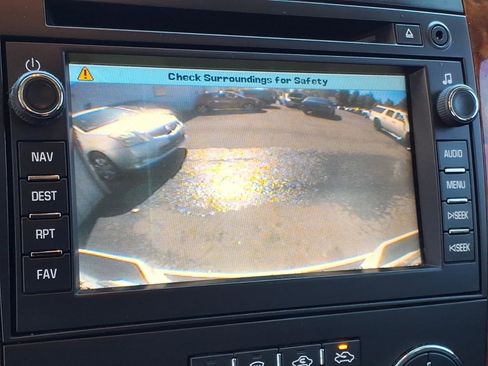 Used 2008 Chevrolet Avalanche LTZ w/ LTZ Preferred Equipment Group AWD/4WD image 11