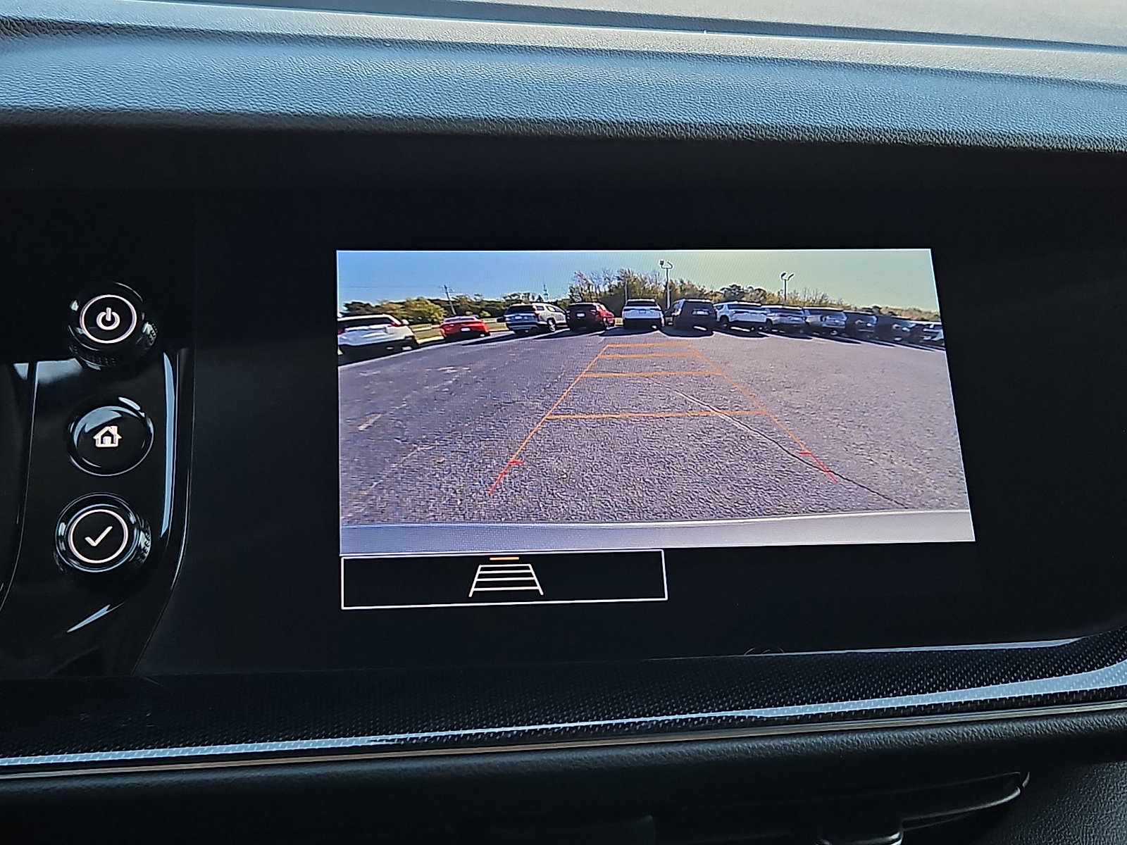 Certified 2023 Buick Envision Preferred FWD image 17