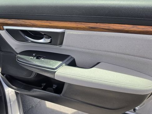 Used 2018 Honda CR-V EX image 17