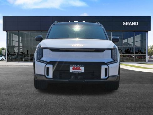 New 2026 Kia EV9 GT-Line AWD/4WD image 3