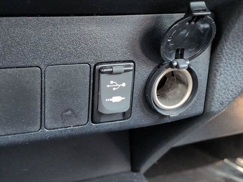 Certified 2016 Toyota RAV4 SE FWD image 21