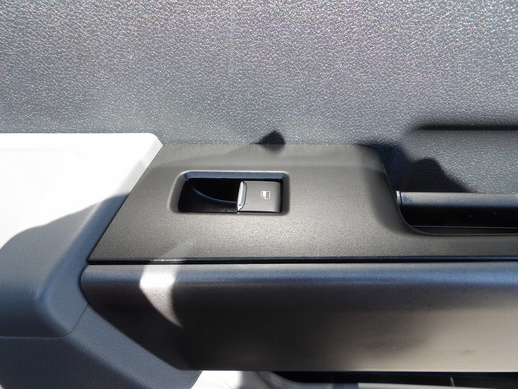 Used 2025 Ford F550 4x4 Crew Cab image 36