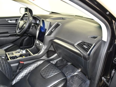 Used 2024 Ford Edge Titanium AWD/4WD image 40