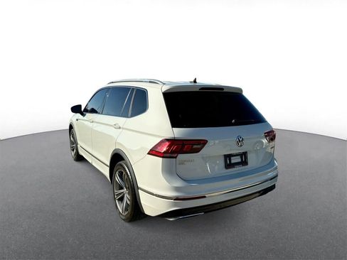 Used 2019 Volkswagen Tiguan SEL R-Line w/ 3rd Row Seat Package image 6
