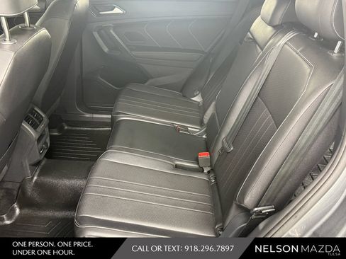 Used 2024 Volkswagen Tiguan SE R-Line AWD/4WD image 32